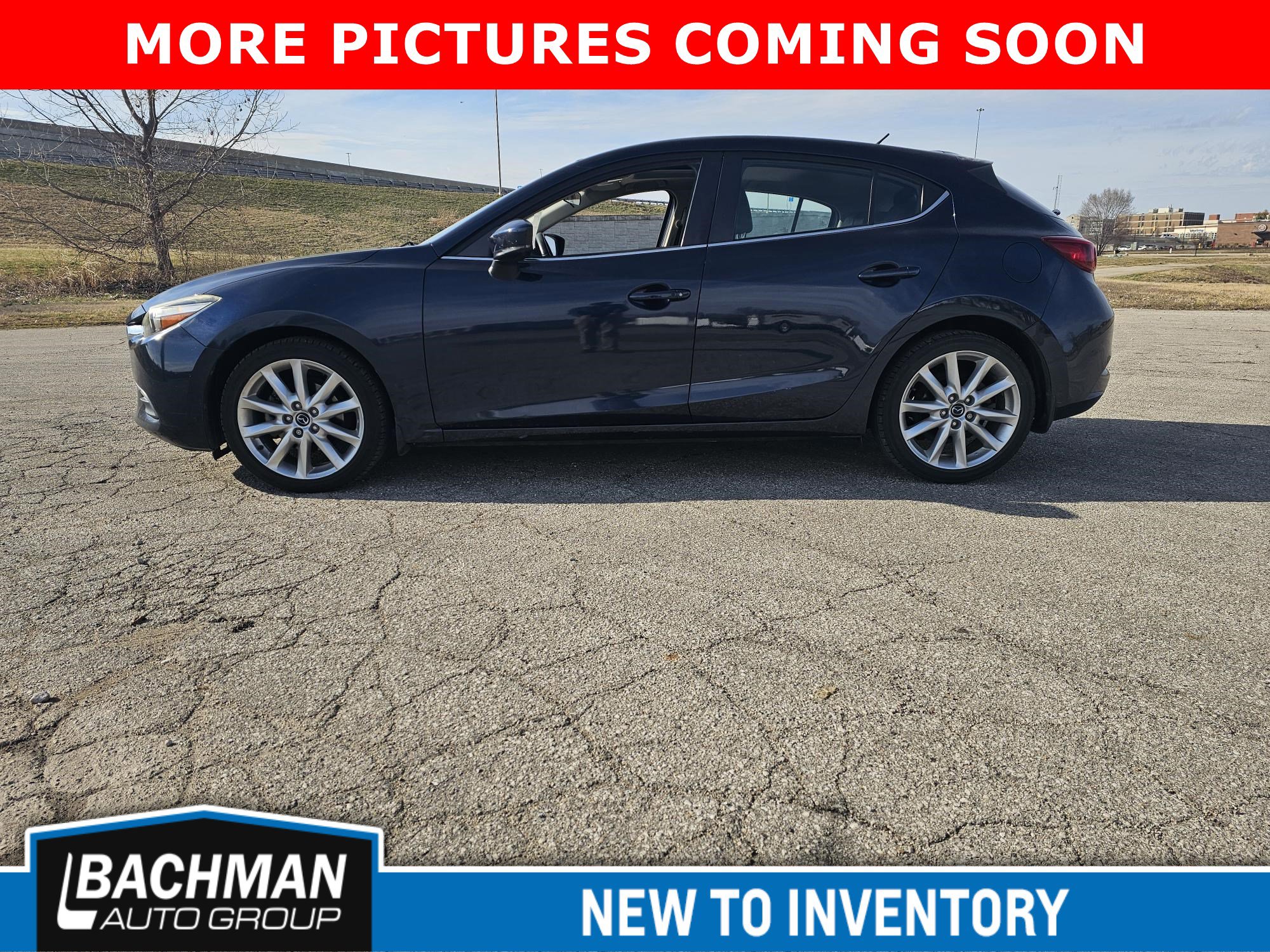 Used 2017 MAZDA MAZDA3 Touring image 6