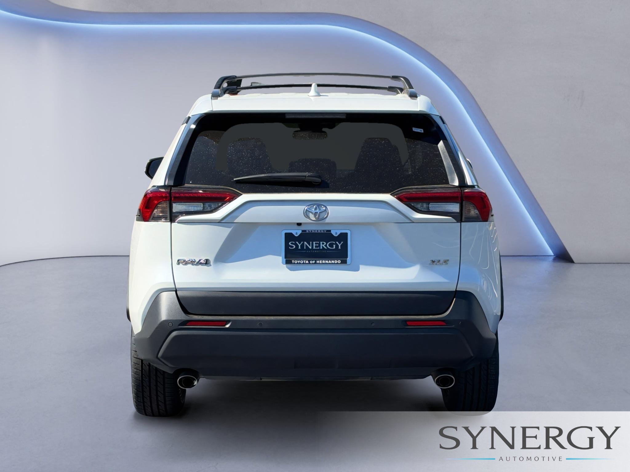 Used 2023 Toyota RAV4 XLE Premium FWD image 6