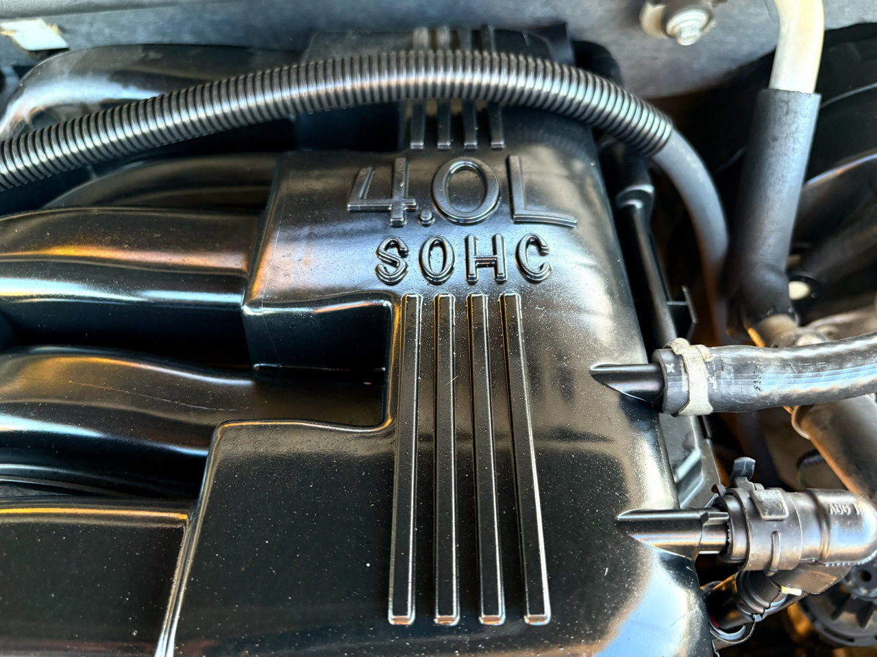 Used 2010 Ford Explorer XLT image 34