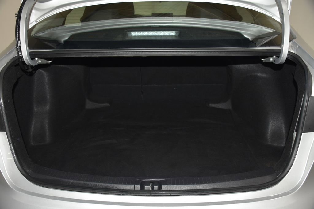 Used 2024 Toyota Corolla LE image 28