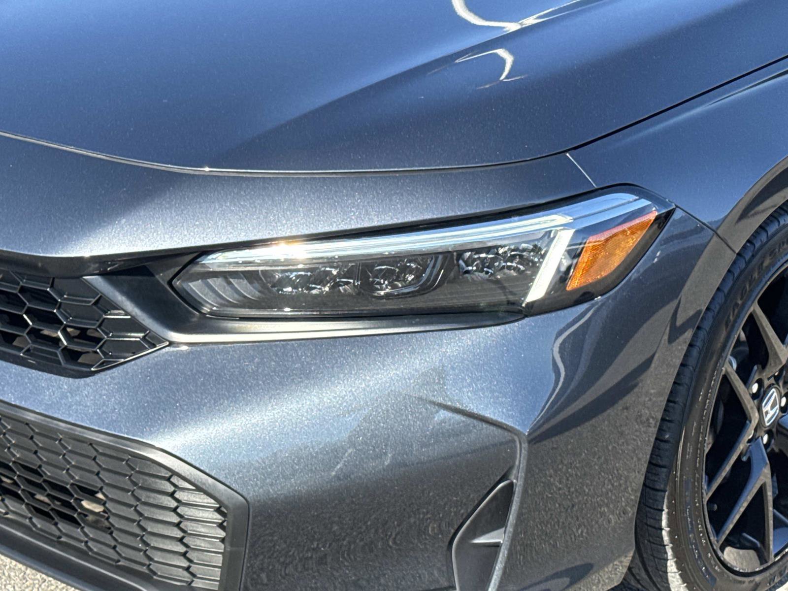 Used 2025 Honda Civic Sport image 26