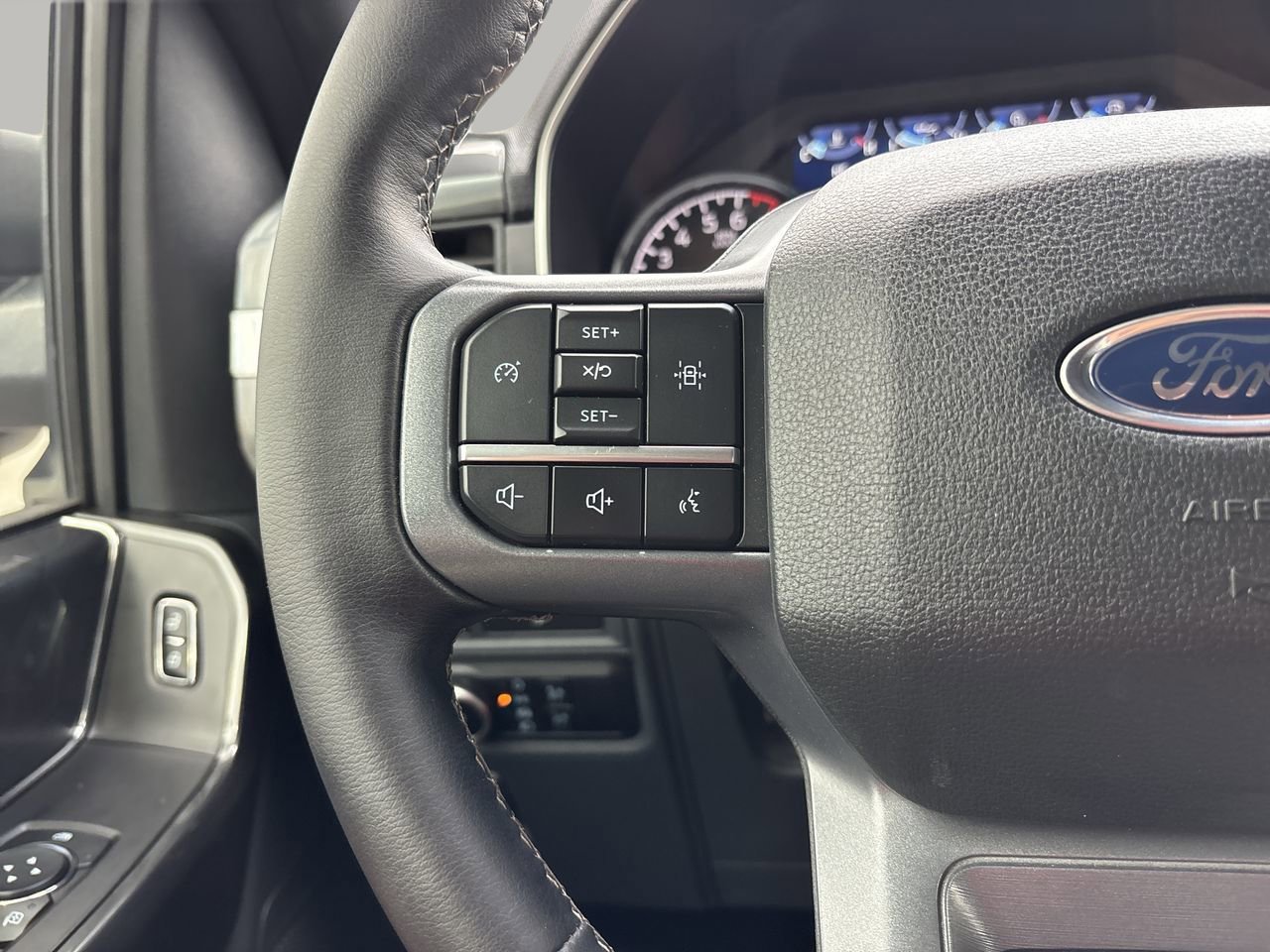 Used 2023 Ford F150 XLT w/ Equipment Group 302A High image 26