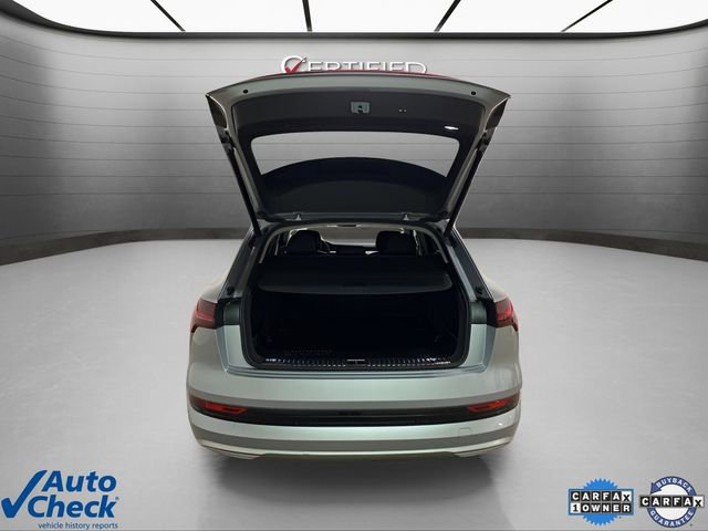 Used 2023 Audi e-tron Premium Plus w/ Premium Plus Package image 14