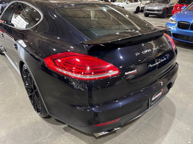 Used 2015 Porsche Panamera w/ Premium Package Plus image 44