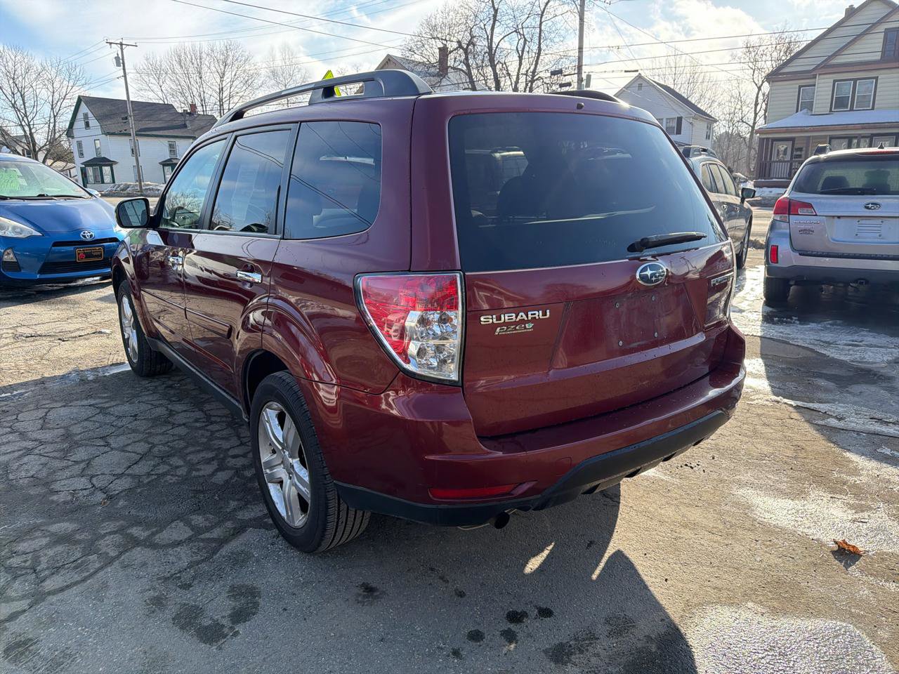 Used 2009 Subaru Forester 2.5X Limited AWD/4WD image 3