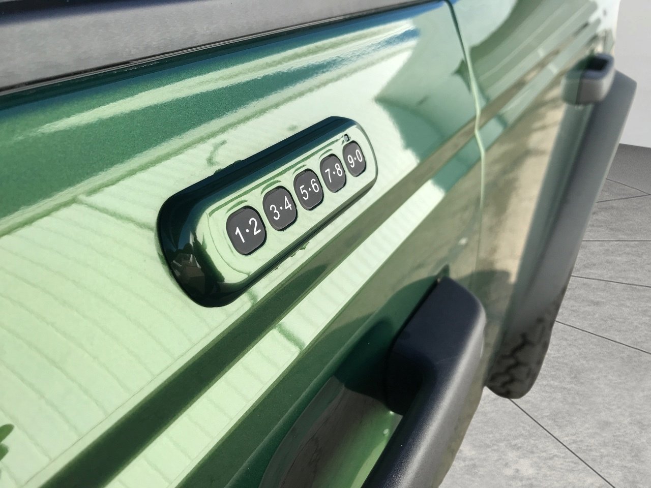 Used 2023 Ford Bronco Black Diamond image 24