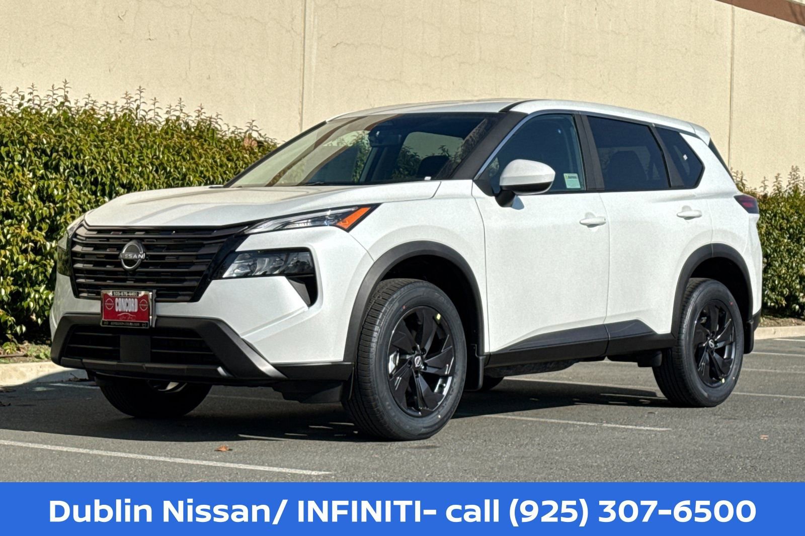 New 2026 Nissan Rogue SV w/ Cold Weather Package FWD image 8