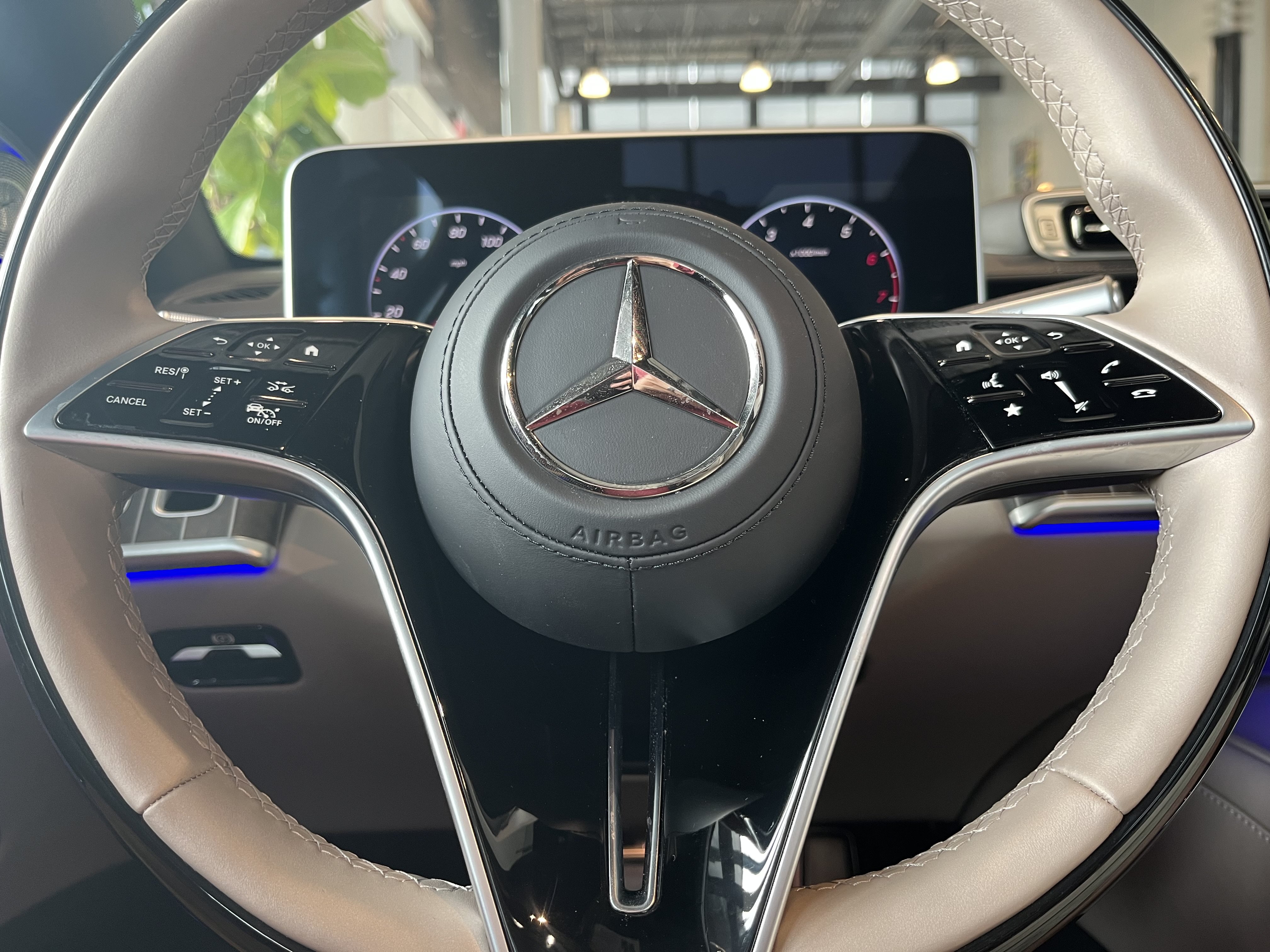 New 2025 Mercedes-Benz Maybach S 680 4MATIC image 17