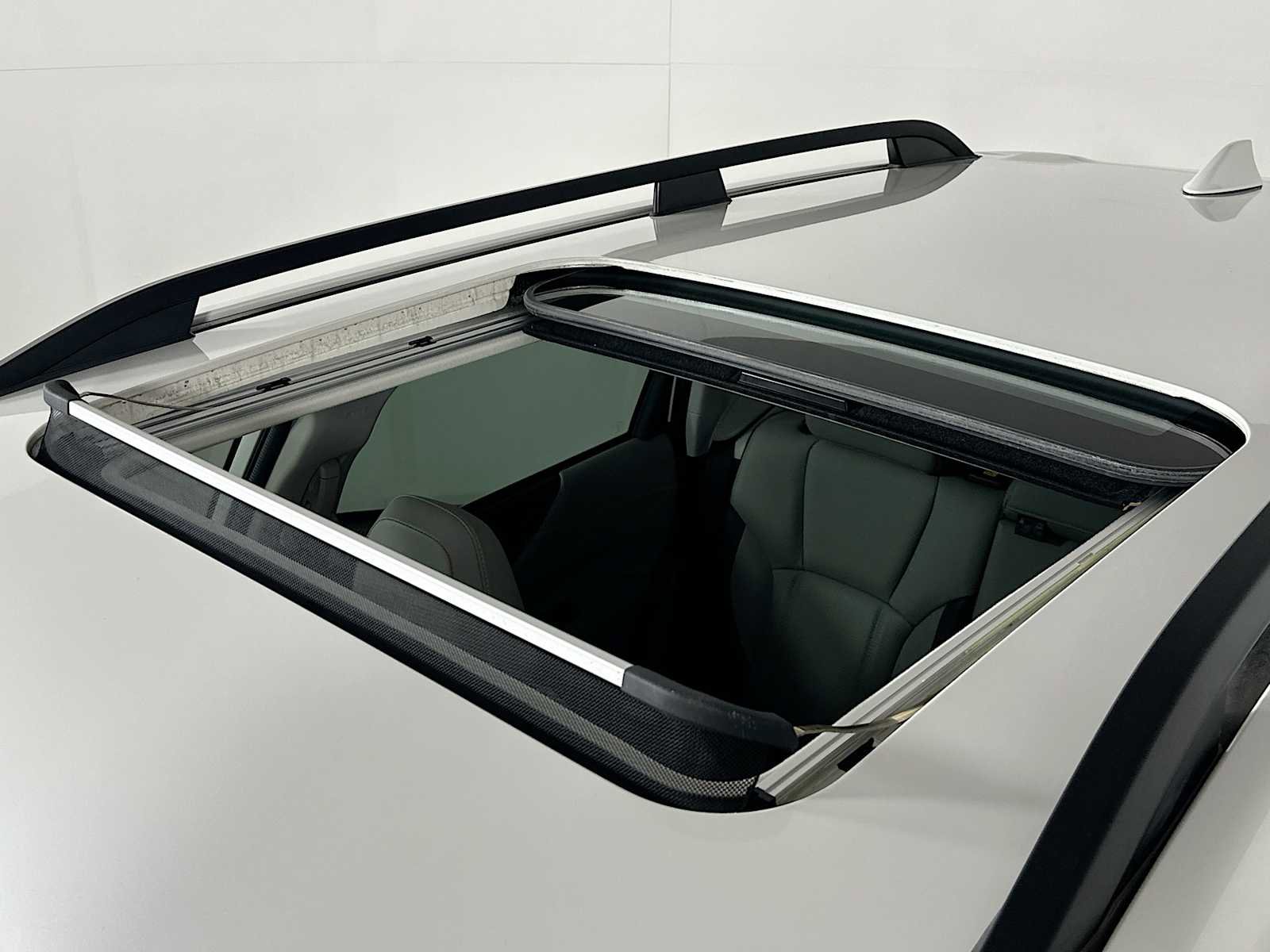 Certified 2020 Subaru Forester Limited w/ Popular Package #3 image 20