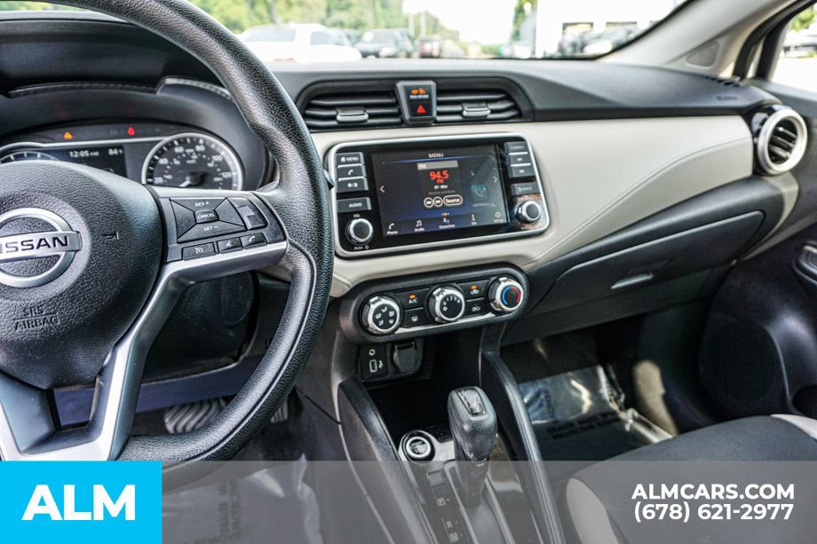 Used 2022 Nissan Versa SV FWD image 31