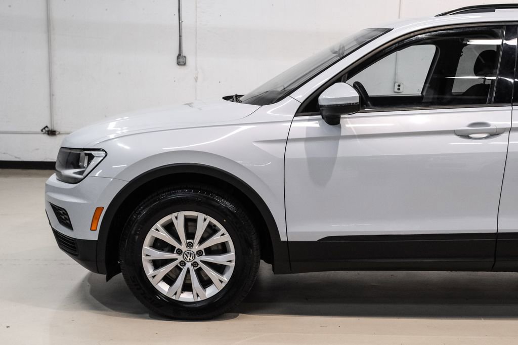 Used 2018 Volkswagen Tiguan S image 12
