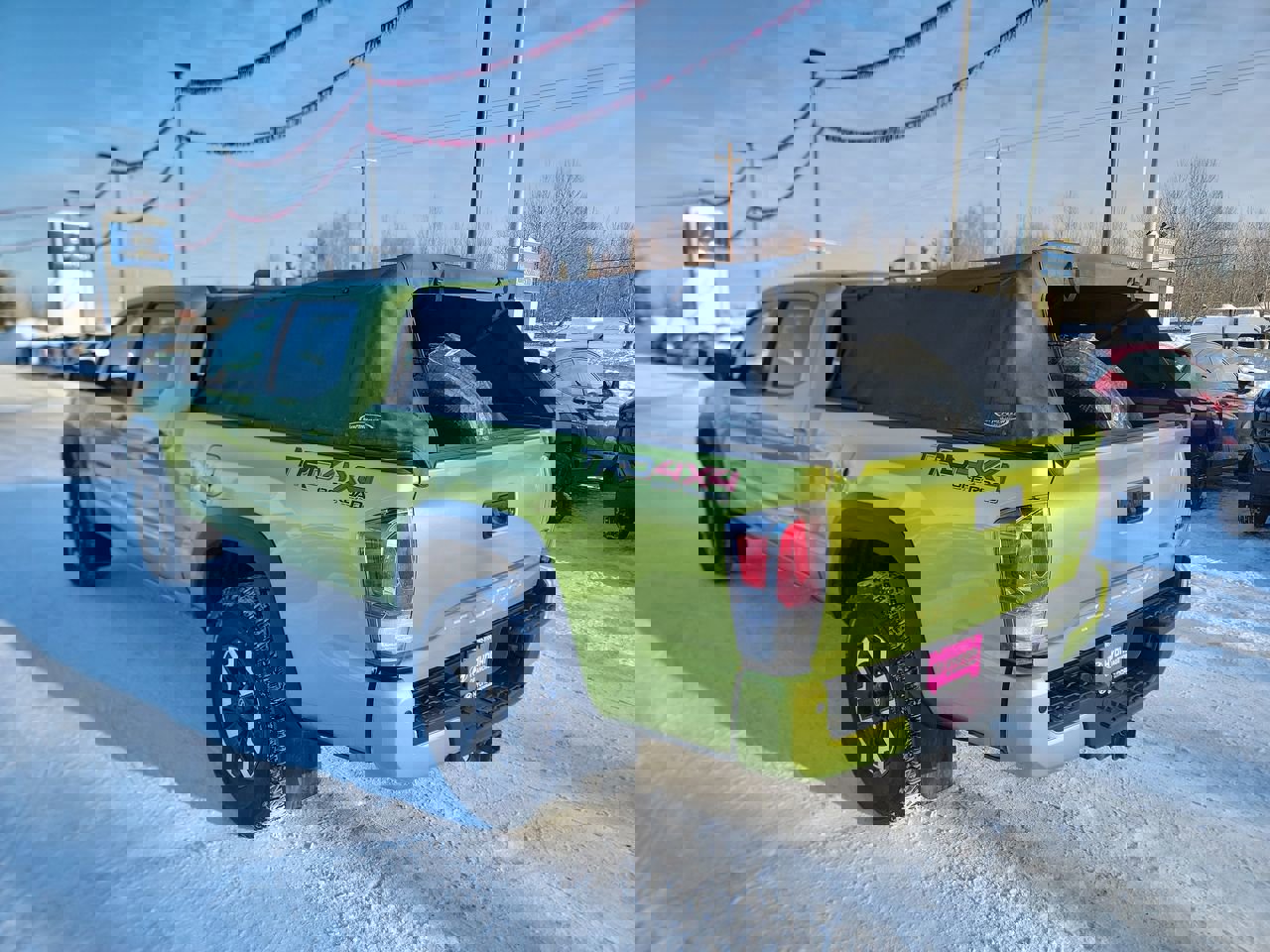 Used 2023 Toyota Tacoma TRD Off-Road w/ TRD Premium Off Road Package image 6