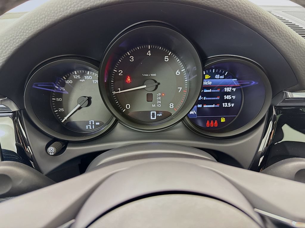 New 2026 Porsche Macan AWD/4WD image 16