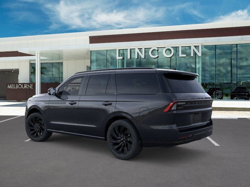 New 2026 Lincoln Navigator Reserve w/ Jet Appearance Package image 4