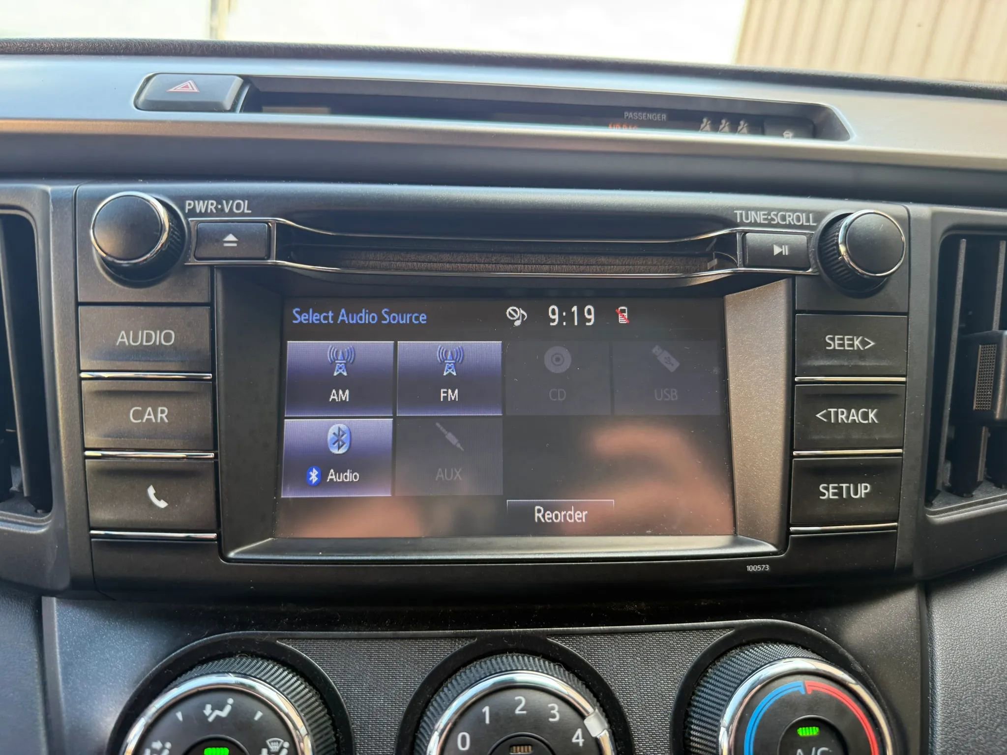 Used 2017 Toyota RAV4 LE FWD image 16