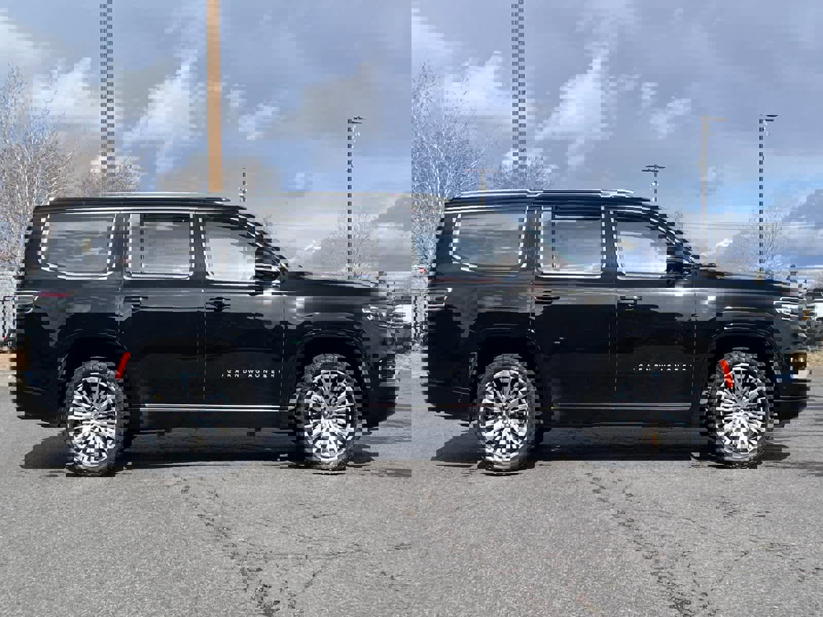 Used 2022 Jeep Grand Wagoneer Series III w/ Rear-Seat Entertainment Group image 8