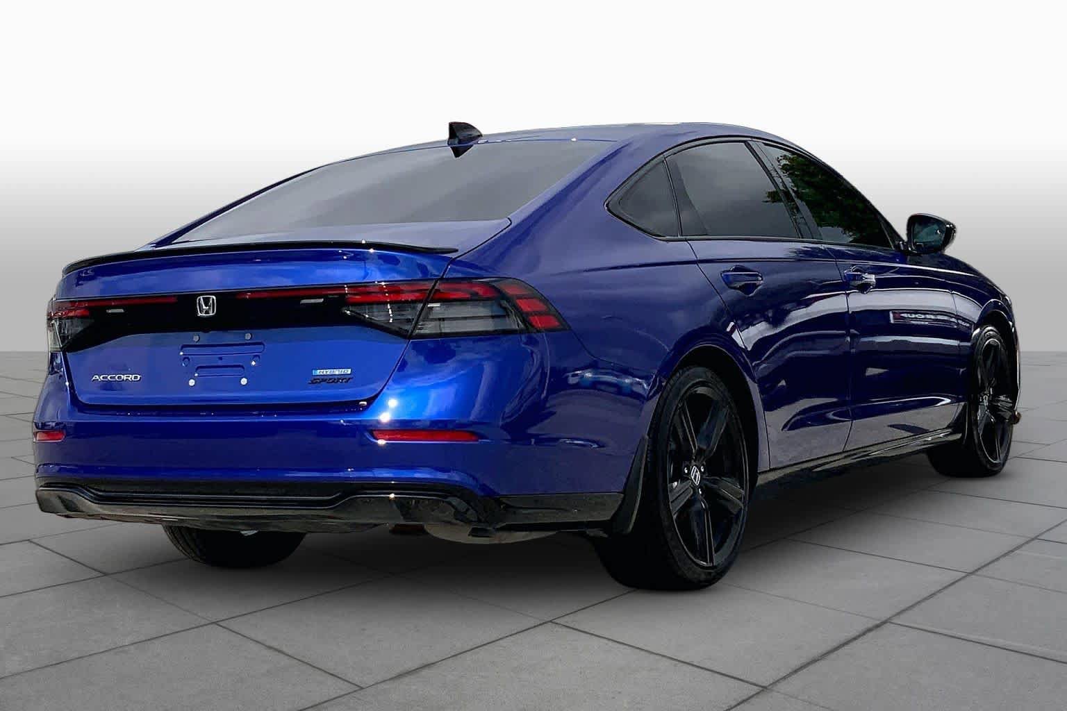 Used 2025 Honda Accord Sport image 13