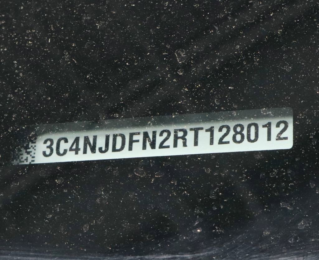 Used 2024 Jeep Compass Latitude AWD/4WD image 31