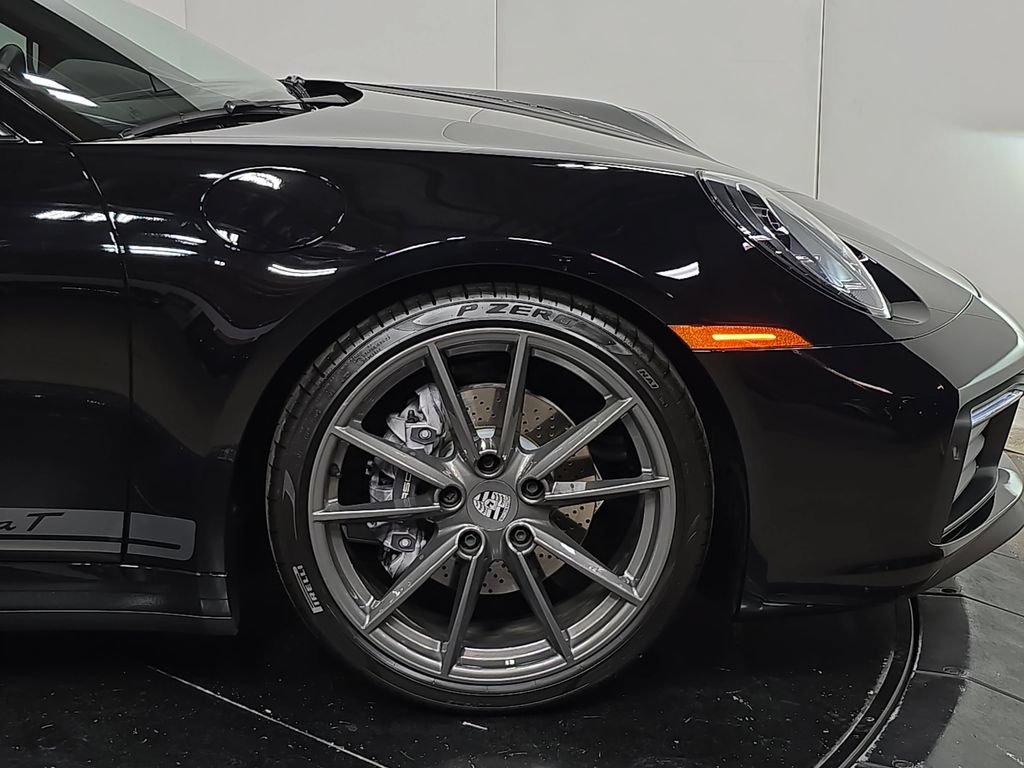 Certified 2024 Porsche 911 Carrera T RWD image 11