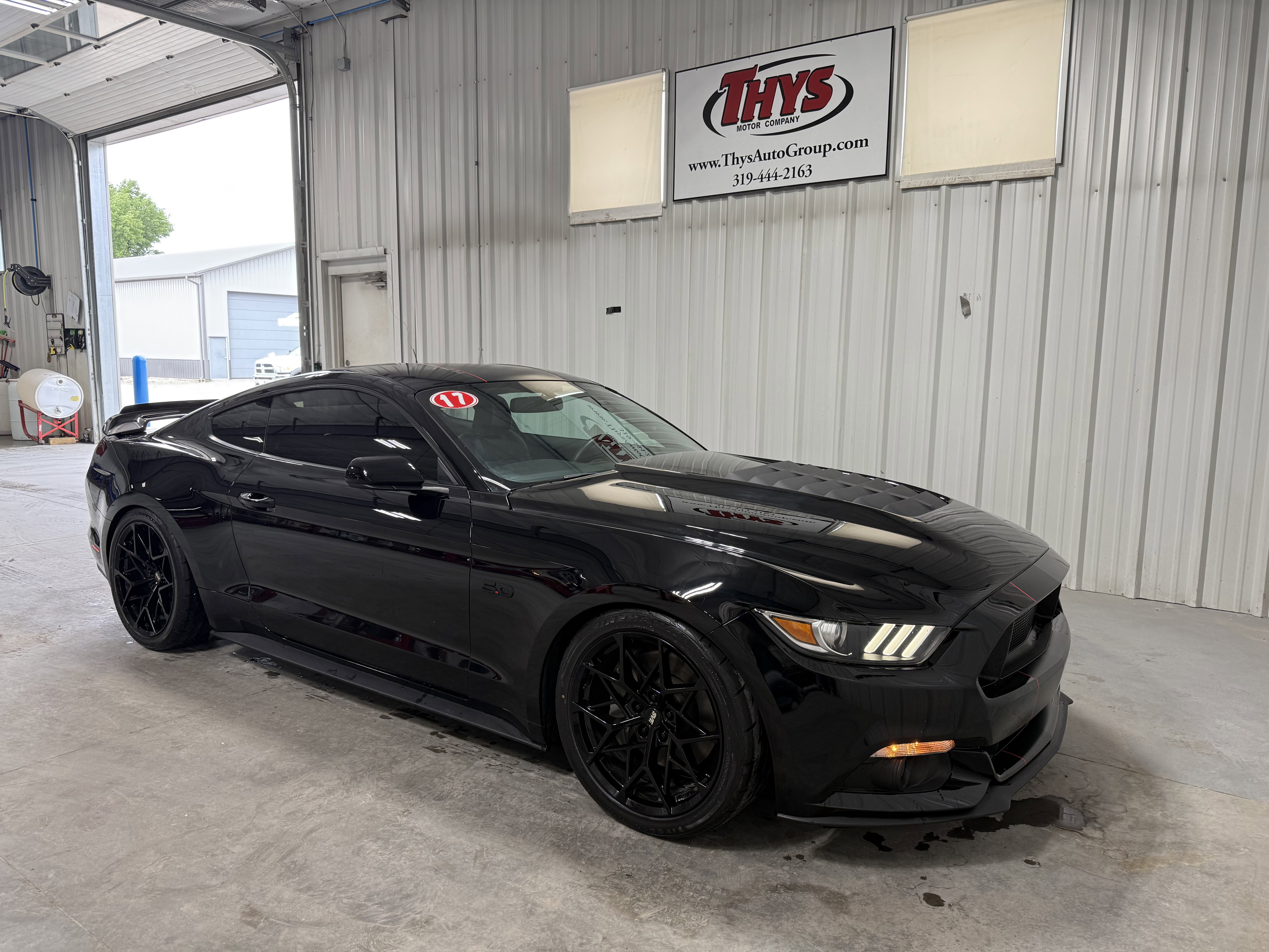 Used 2017 Ford Mustang GT w/ Black Accent Package RWD image 1