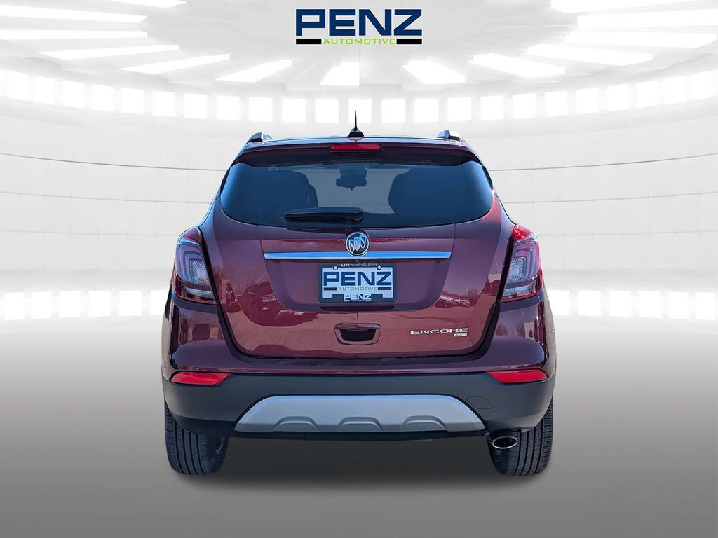 Used 2021 Buick Encore Preferred image 6