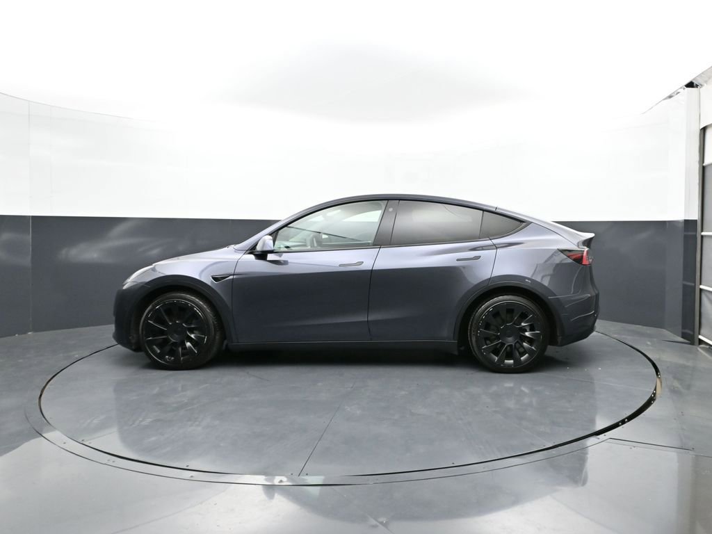 Used 2021 Tesla Model Y Long Range AWD/4WD image 8