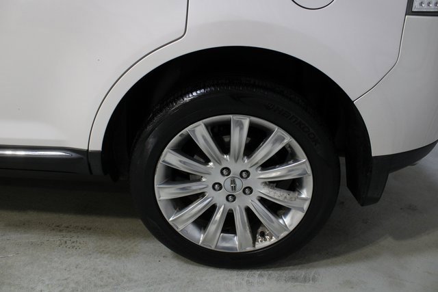 Used 2012 Lincoln MKX AWD image 31
