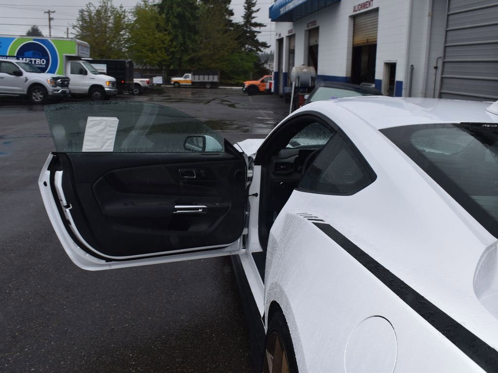 New 2025 Ford Mustang GT w/ GT Performance Package image 19