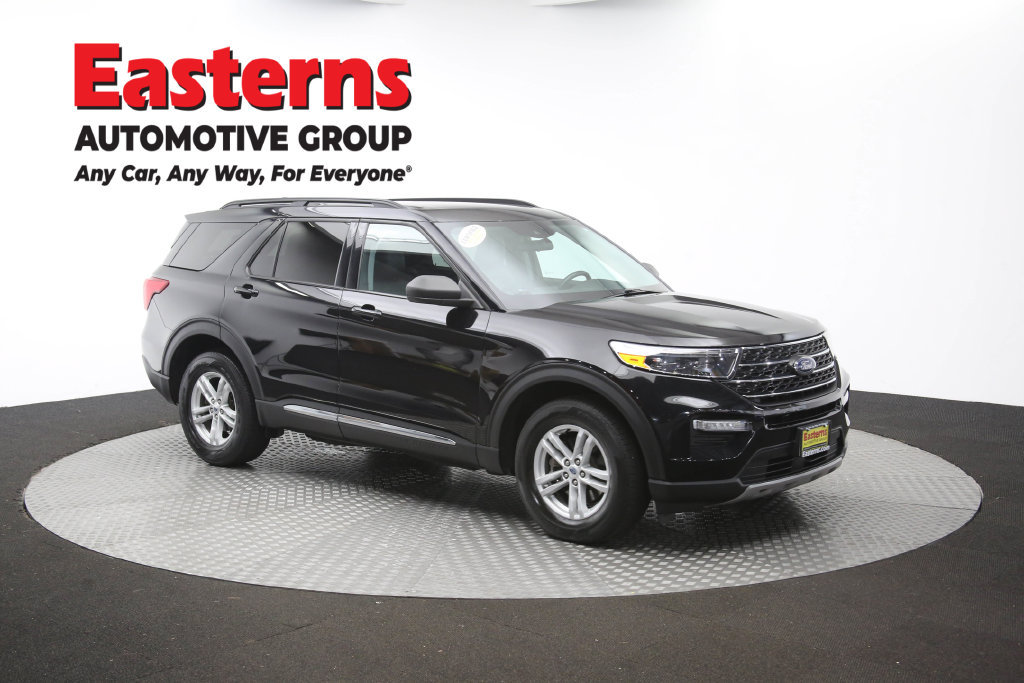 Used 2022 Ford Explorer XLT w/ Equipment Group 202A AWD/4WD image 44