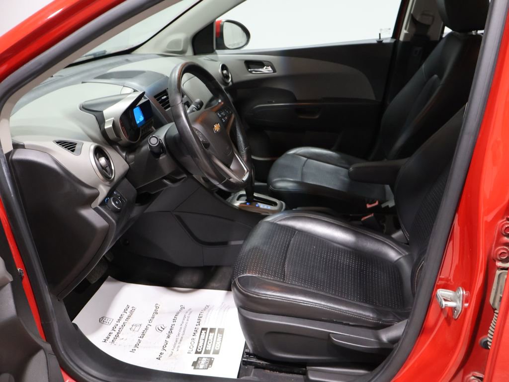 Used 2013 Chevrolet Sonic LTZ image 9