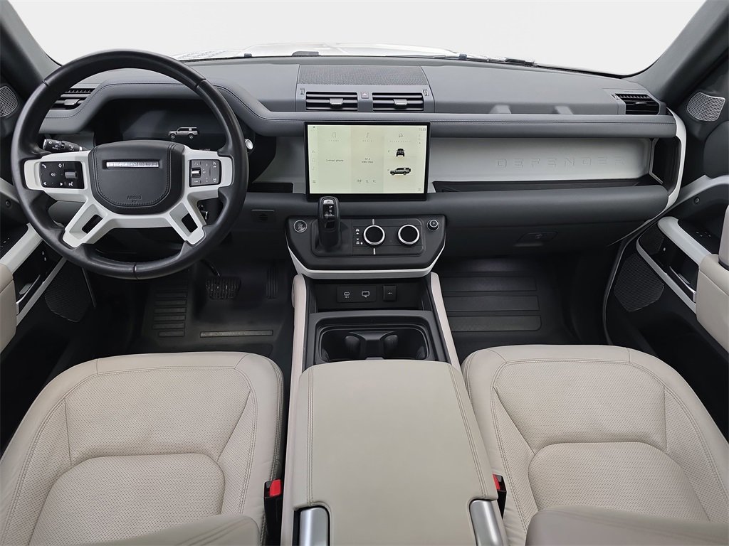 Used 2023 Land Rover Defender 130 First Edition image 9