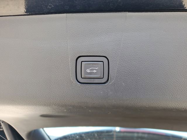 Used 2024 Chevrolet Traverse LT FWD image 9