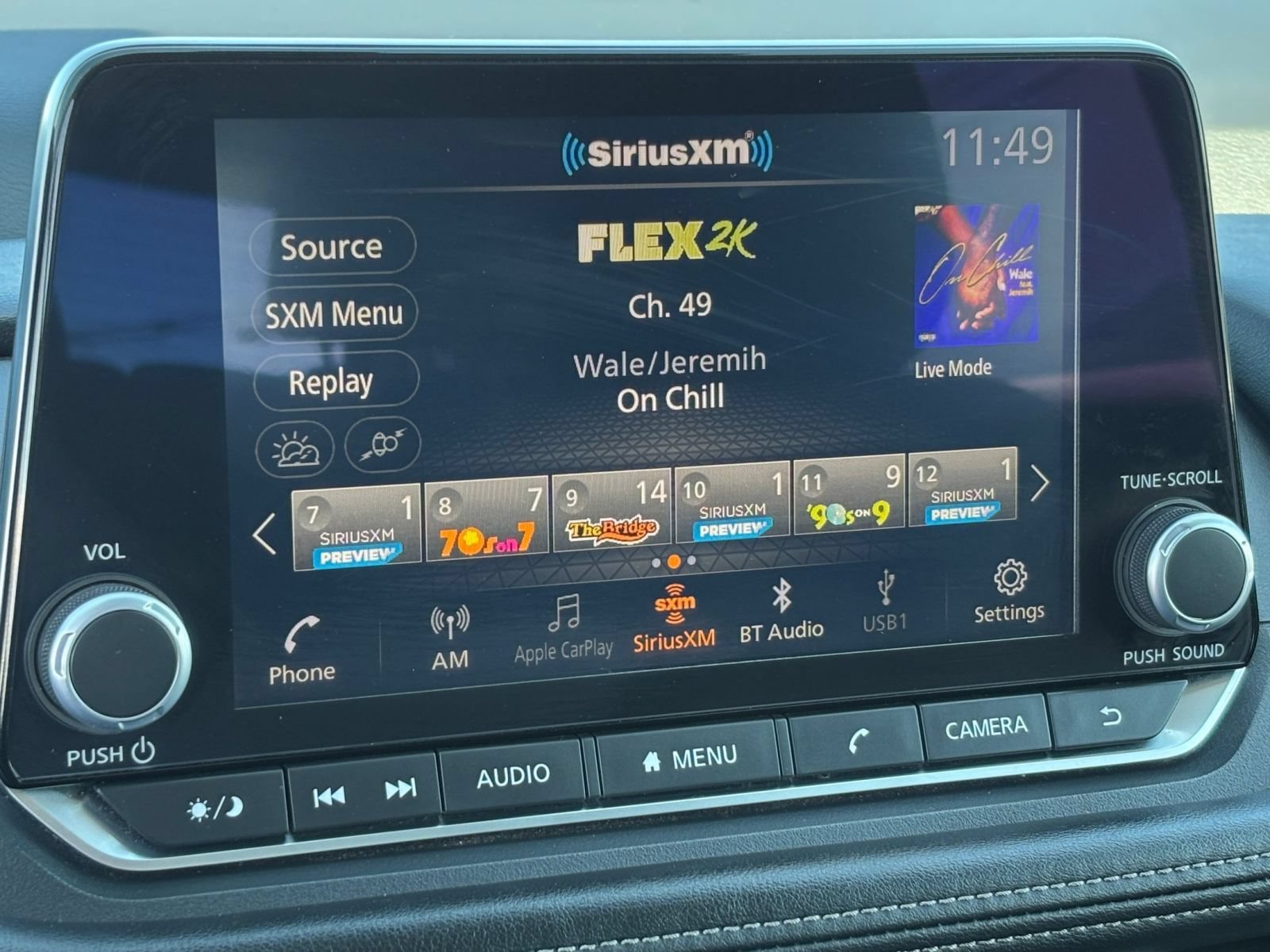 Used 2025 Nissan Rogue SV AWD/4WD image 19