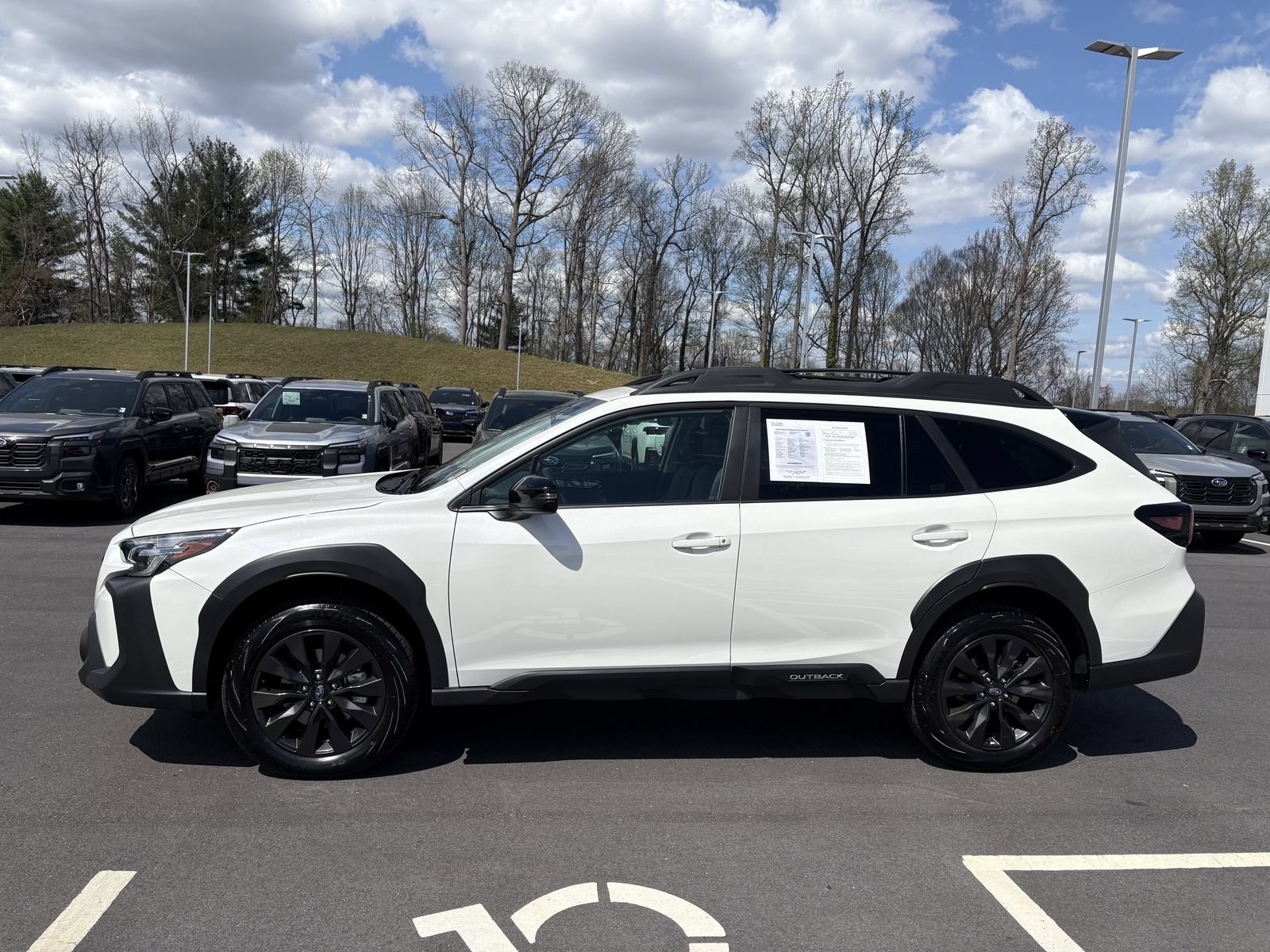 Used 2025 Subaru Outback Onyx Edition AWD/4WD image 4