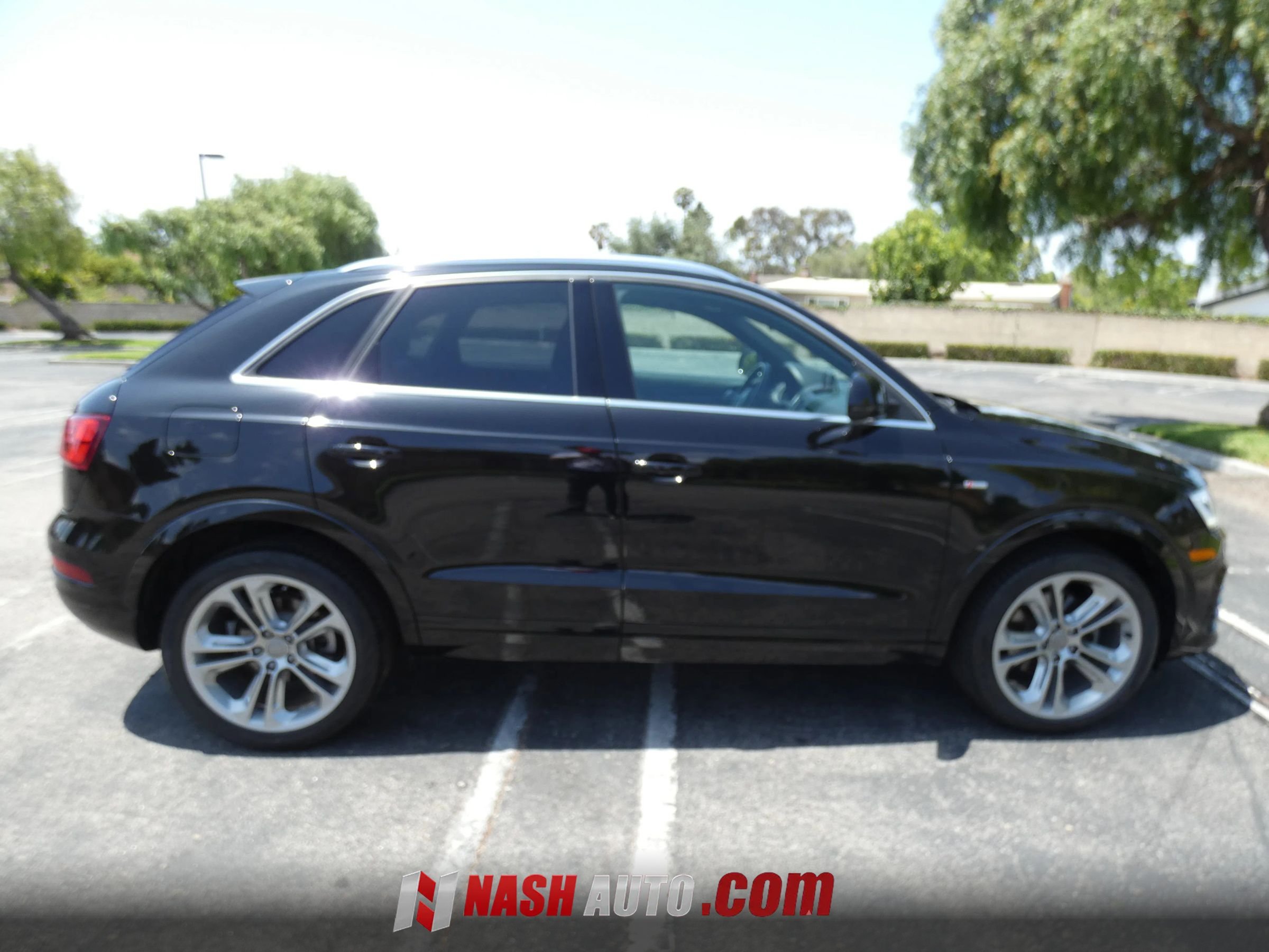 Used 2018 Audi Q3 2.0T Premium Plus w/ Premium Plus Package AWD/4WD image 10