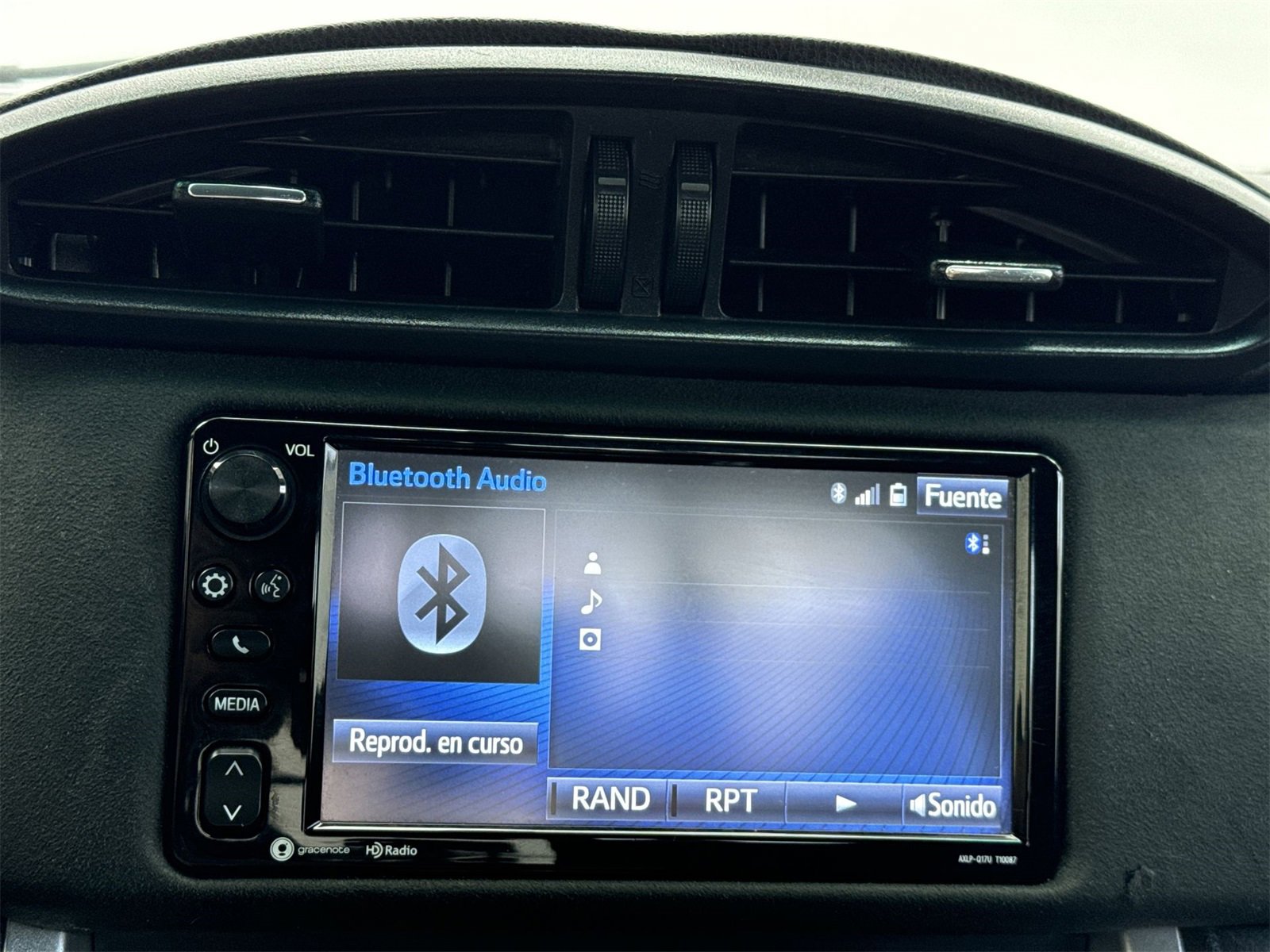 Used 2017 Toyota 86 image 25