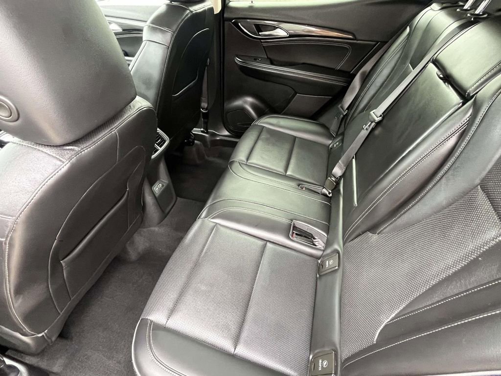 Certified 2023 Buick Envision Essence image 11