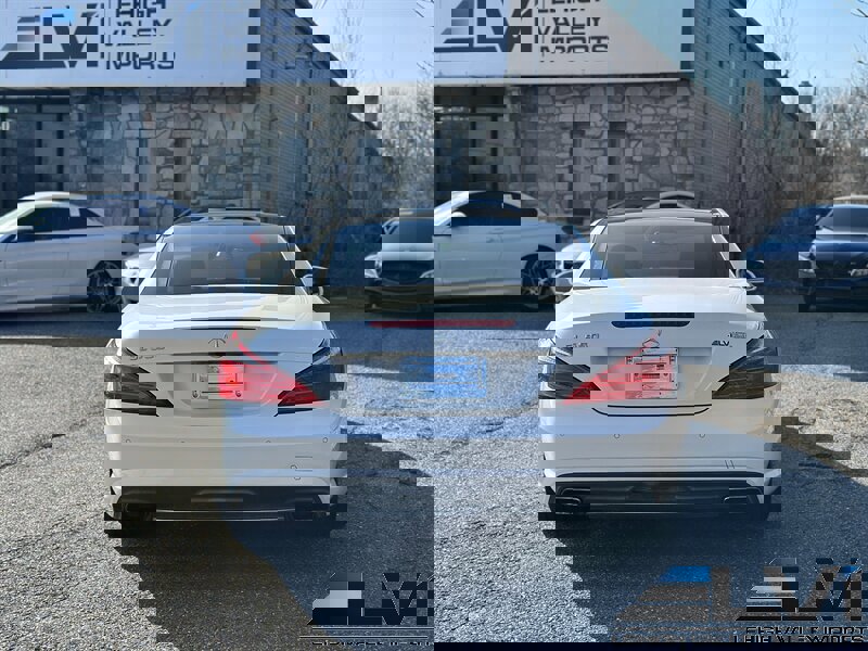 Used 2014 Mercedes-Benz SL 550 image 11