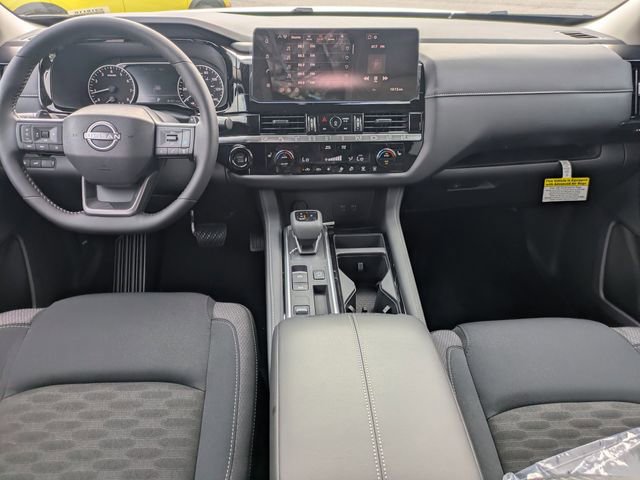 New 2026 Nissan Pathfinder SV image 8