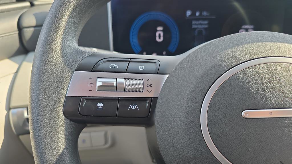 Certified 2025 Hyundai Tucson SEL image 24