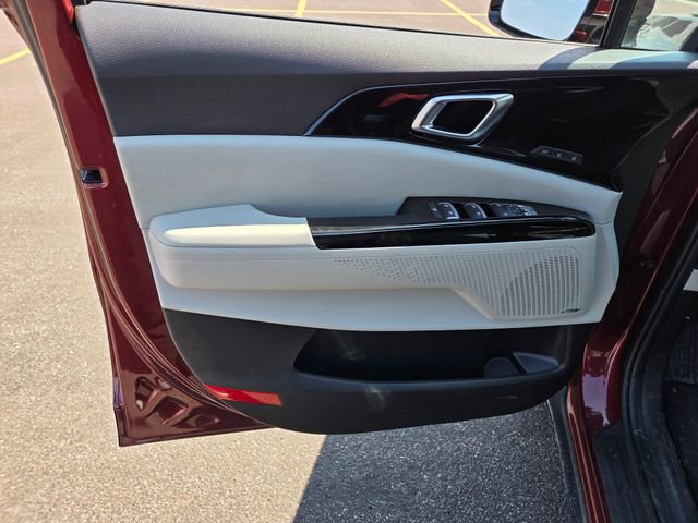 Used 2024 Kia Carnival SX Prestige FWD image 13