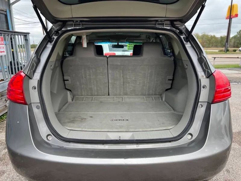 Used 2013 Nissan Rogue SV w/ Premium Pkg image 25