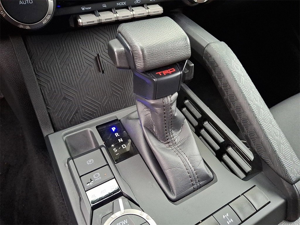 Used 2024 Toyota Tacoma TRD Off-Road image 15