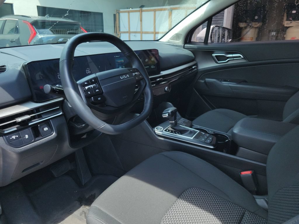 Certified 2026 Kia Sportage LX FWD image 13
