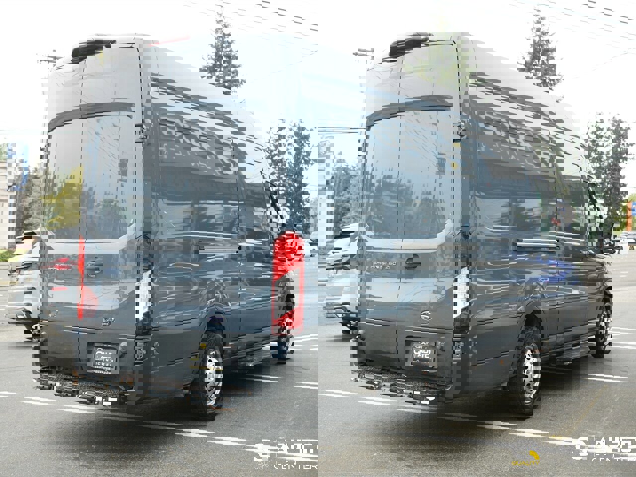 Used 2022 Ford Transit 250 148 High Roof Extended AWD w/ Parcel Delivery Package image 7