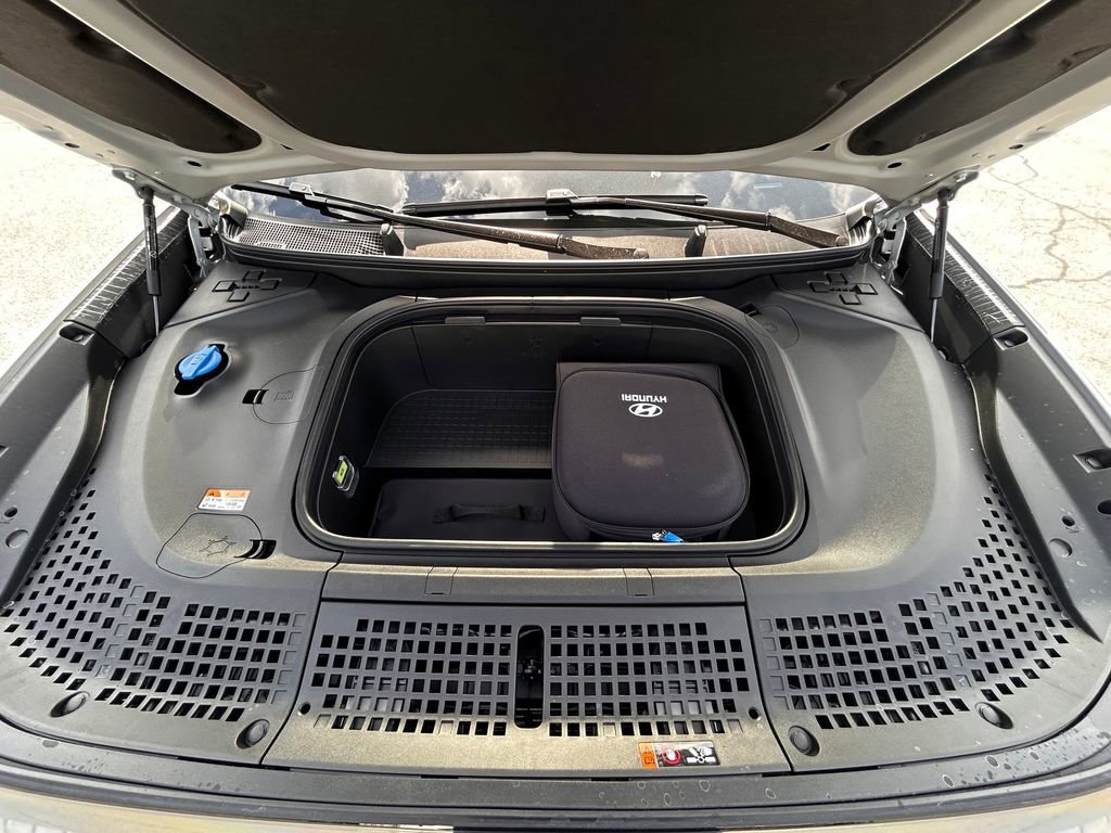 New 2026 Hyundai Ioniq 9 S image 11