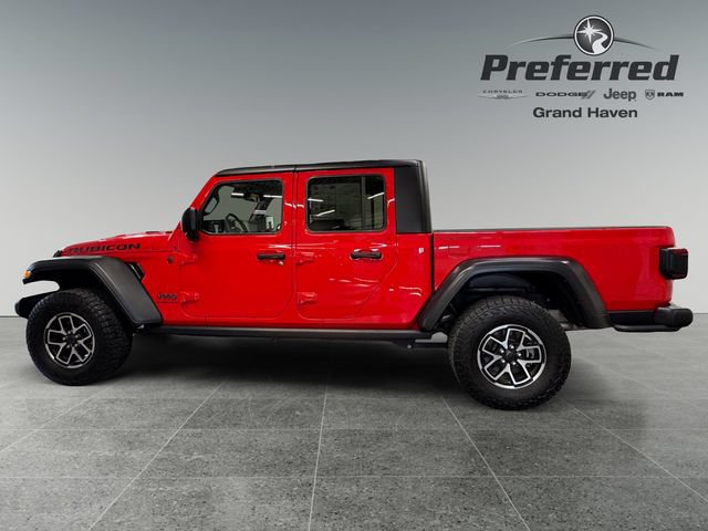 Used 2024 Jeep Gladiator Rubicon w/ Convenience Group AWD/4WD image 11