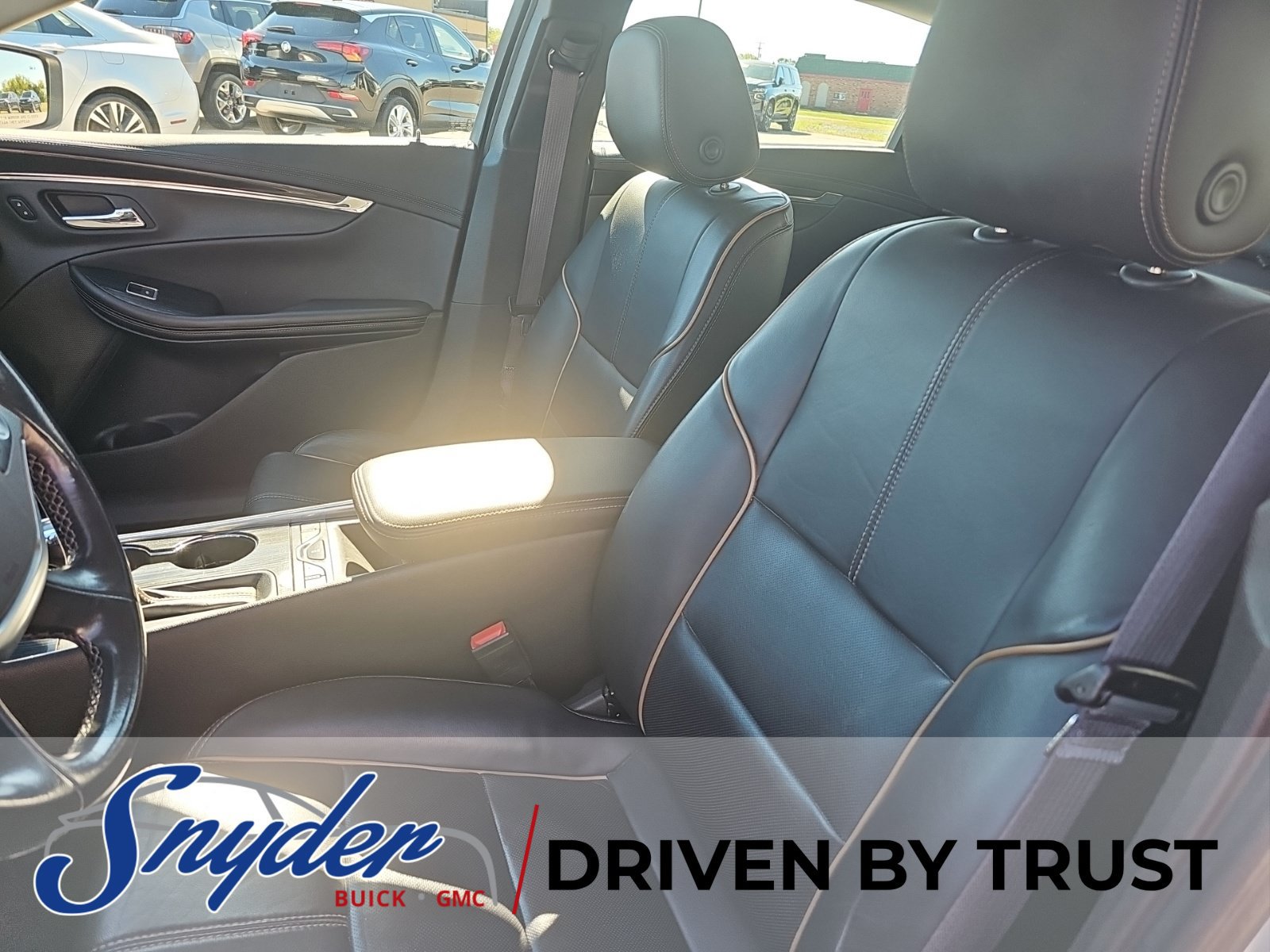 Used 2017 Chevrolet Impala Premier FWD image 12