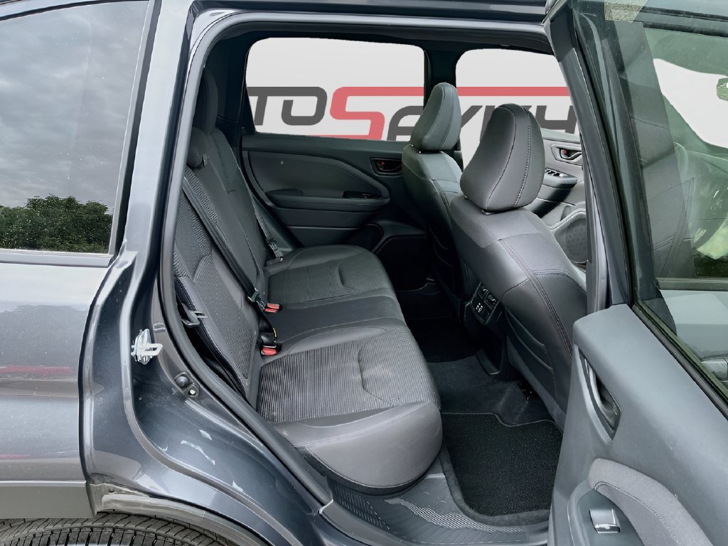 Used 2025 Subaru Forester Premium AWD/4WD image 27