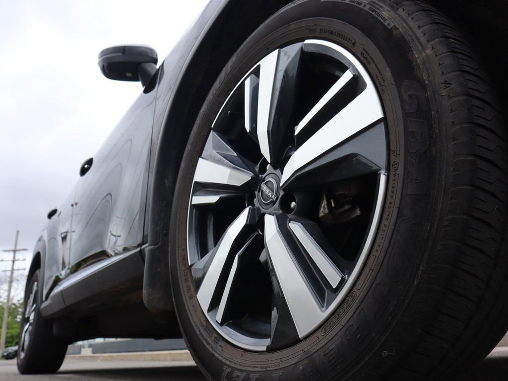 Certified 2023 Nissan Rogue SL w/ SL Premium Package image 9